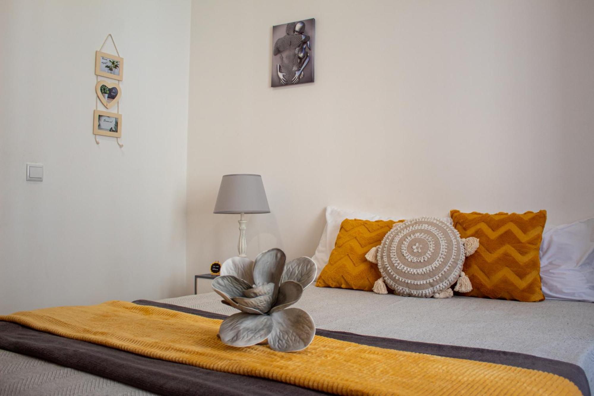 Casa Amarela - Conforto E Localizacao Central! FAO Dış mekan fotoğraf